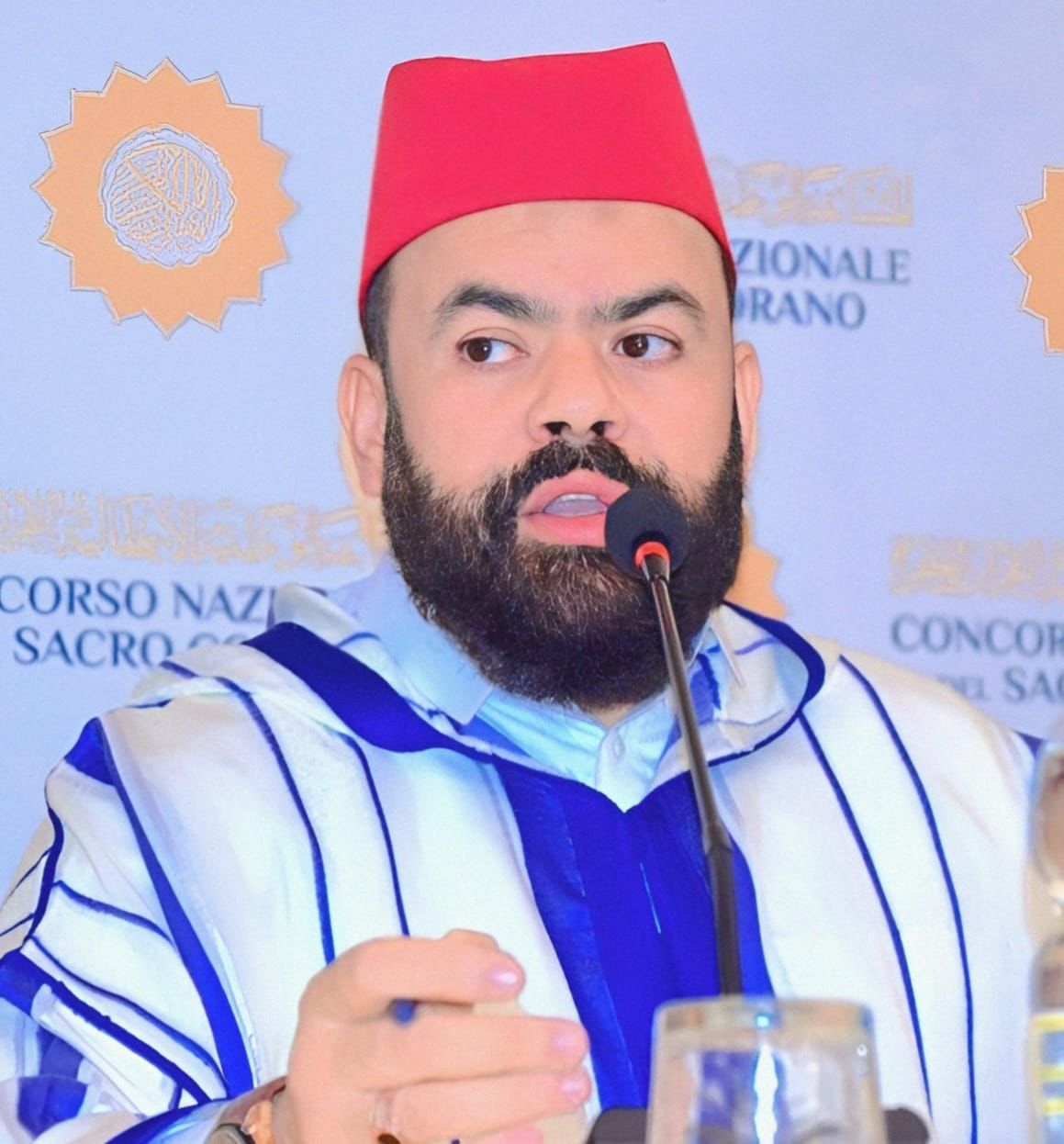 كفاءات مغربية بالمهجر المقرئ عبد المطلب الحديدي يجمع بين الحفظ، والعلم، والإتقان في الأداء والصوت الجميل