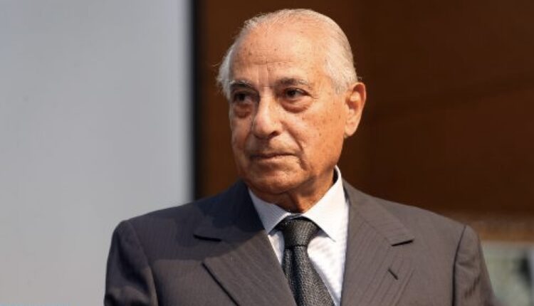 وفاة عبد الحق المريني مؤرخ المملكة والناطق الرسمي باسم القصر الملكي عن عمر 91 عامًا