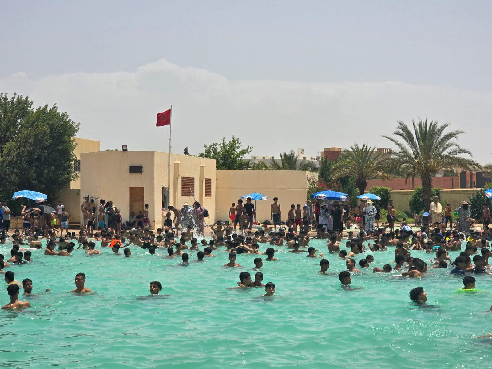 مصرع طفل داخل المسبح البلدي في ظروف غامضة يستنفر السلطات بالفقيه بن صالح